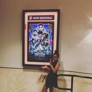 Meet your Posher, Manoumix